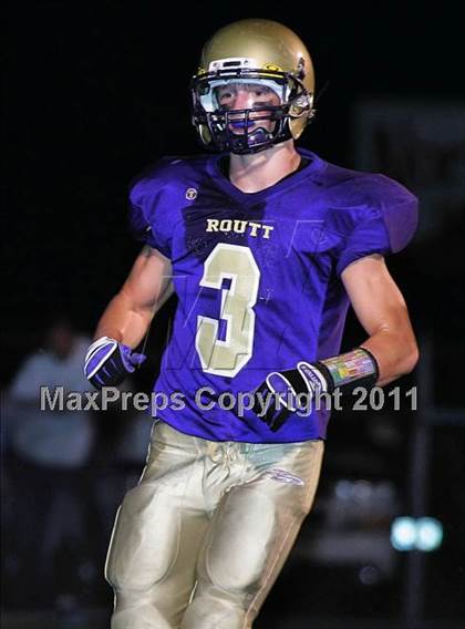 Thumbnail 2 in Triopia/Meredosia-Chambersburg @ Routt Catholic photogallery.