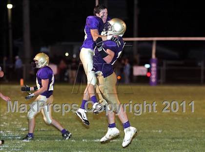 Thumbnail 2 in Triopia/Meredosia-Chambersburg @ Routt Catholic photogallery.