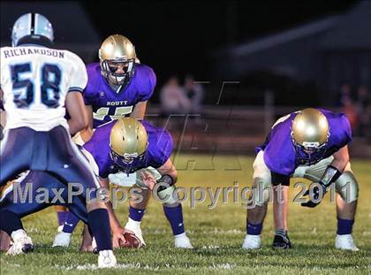 Thumbnail 3 in Triopia/Meredosia-Chambersburg @ Routt Catholic photogallery.