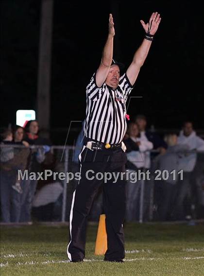 Thumbnail 2 in Triopia/Meredosia-Chambersburg @ Routt Catholic photogallery.