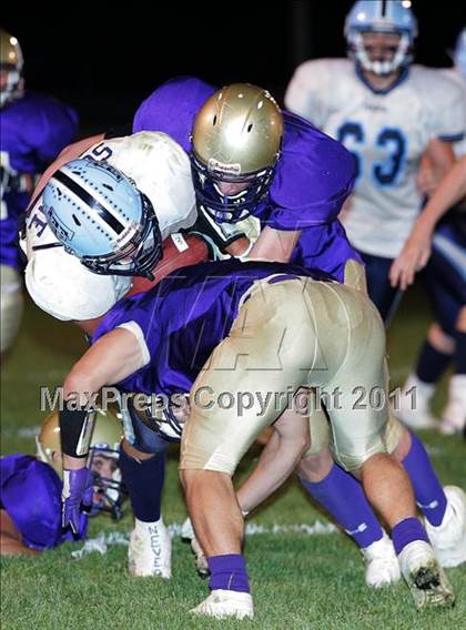 Thumbnail 3 in Triopia/Meredosia-Chambersburg @ Routt Catholic photogallery.
