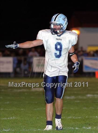 Thumbnail 1 in Triopia/Meredosia-Chambersburg @ Routt Catholic photogallery.