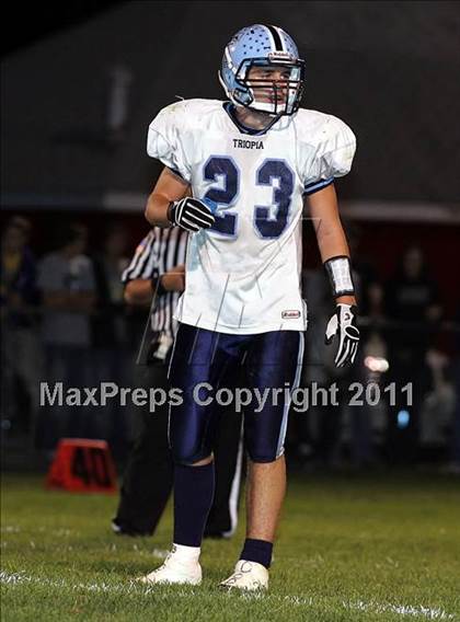 Thumbnail 1 in Triopia/Meredosia-Chambersburg @ Routt Catholic photogallery.