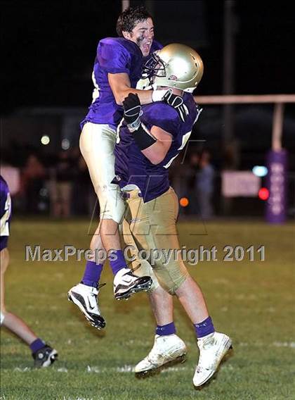 Thumbnail 3 in Triopia/Meredosia-Chambersburg @ Routt Catholic photogallery.