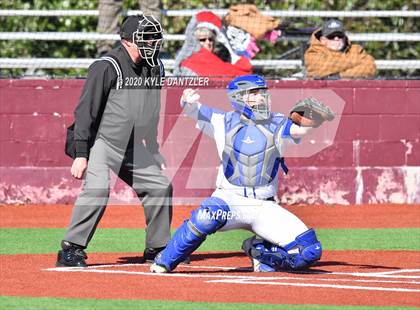 Thumbnail 2 in Wills Point vs Farmersville (Bells Invitational) photogallery.