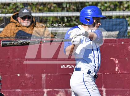 Thumbnail 2 in Wills Point vs Farmersville (Bells Invitational) photogallery.