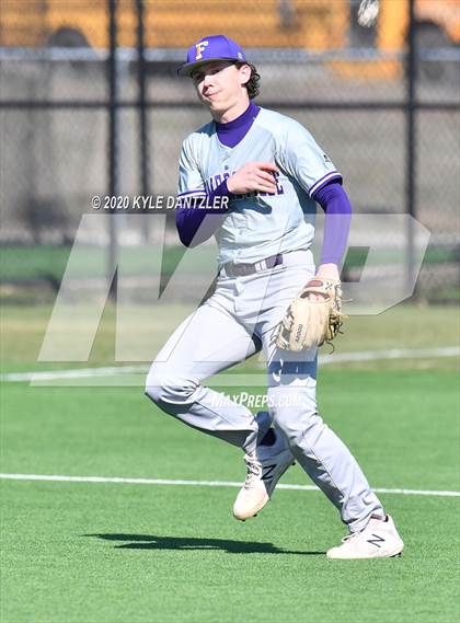 Thumbnail 3 in Wills Point vs Farmersville (Bells Invitational) photogallery.