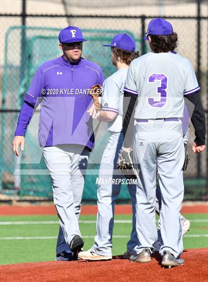 Thumbnail 1 in Wills Point vs Farmersville (Bells Invitational) photogallery.
