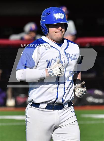 Thumbnail 3 in Wills Point vs Farmersville (Bells Invitational) photogallery.