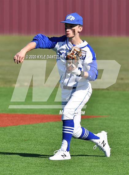 Thumbnail 3 in Wills Point vs Farmersville (Bells Invitational) photogallery.
