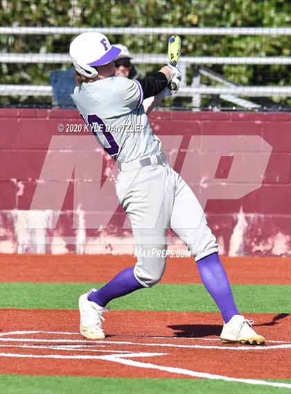 Thumbnail 1 in Wills Point vs Farmersville (Bells Invitational) photogallery.