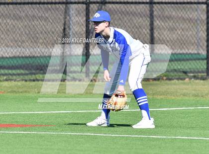 Thumbnail 2 in Wills Point vs Farmersville (Bells Invitational) photogallery.