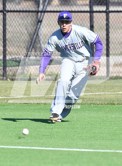 Thumbnail 3 in Wills Point vs Farmersville (Bells Invitational) photogallery.