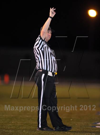 Thumbnail 2 in Bishop Gorman @ Servite photogallery.