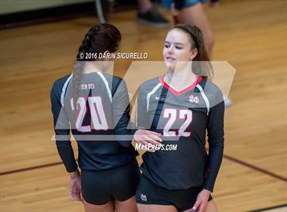 Thumbnail 1 in Mater Dei vs. Bishop Moore (Nike Tournament of Champions) photogallery.