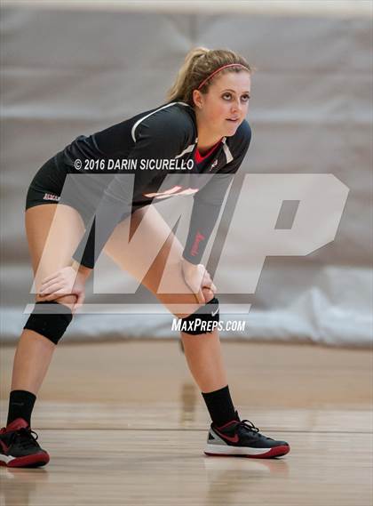 Thumbnail 1 in Mater Dei vs. Bishop Moore (Nike Tournament of Champions) photogallery.