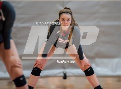 Thumbnail 1 in Mater Dei vs. Bishop Moore (Nike Tournament of Champions) photogallery.