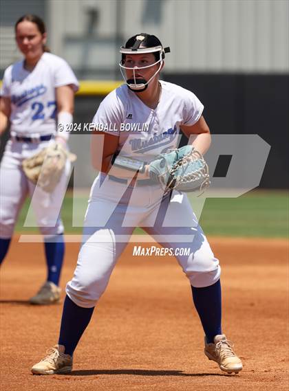 Thumbnail 2 in St. Patrick vs. Mantachie (MHSAA 3A Final) photogallery.