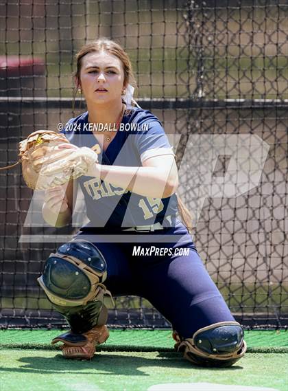 Thumbnail 2 in St. Patrick vs. Mantachie (MHSAA 3A Final) photogallery.