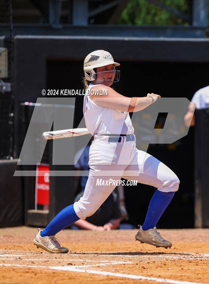 Thumbnail 2 in St. Patrick vs. Mantachie (MHSAA 3A Final) photogallery.