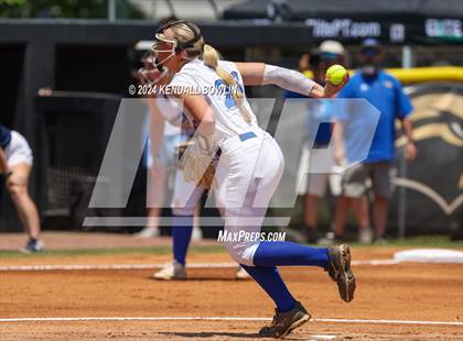 Thumbnail 1 in St. Patrick vs. Mantachie (MHSAA 3A Final) photogallery.