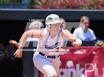 Thumbnail 3 in St. Patrick vs. Mantachie (MHSAA 3A Final) photogallery.