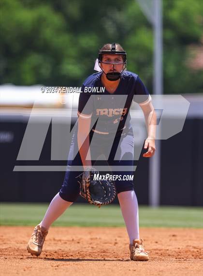 Thumbnail 2 in St. Patrick vs. Mantachie (MHSAA 3A Final) photogallery.