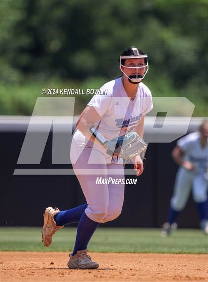 Thumbnail 2 in St. Patrick vs. Mantachie (MHSAA 3A Final) photogallery.