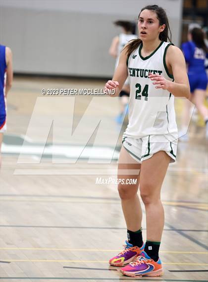 Thumbnail 2 in Ashland vs Pentucket Regional (MIAA Division 2 Round of 32) photogallery.