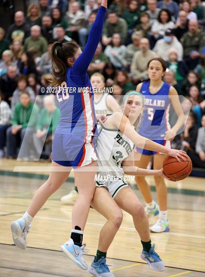 Thumbnail 2 in Ashland vs Pentucket Regional (MIAA Division 2 Round of 32) photogallery.