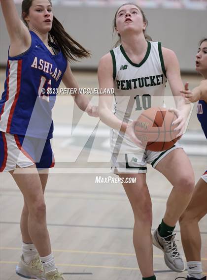 Thumbnail 3 in Ashland vs Pentucket Regional (MIAA Division 2 Round of 32) photogallery.