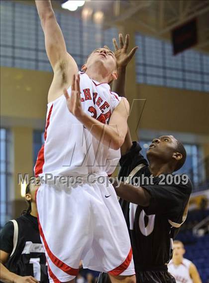 Thumbnail 3 in Hamilton vs. Richards (Converse Eastbay Classic)  photogallery.