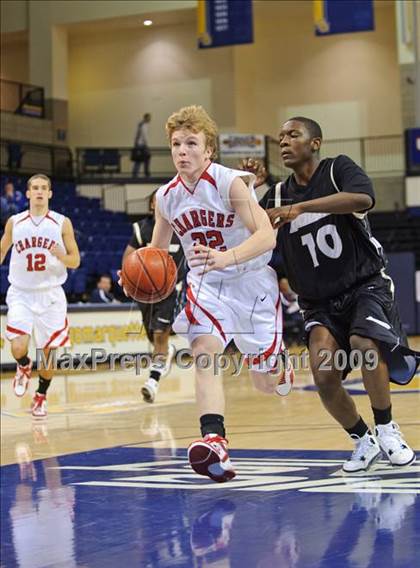 Thumbnail 2 in Hamilton vs. Richards (Converse Eastbay Classic)  photogallery.