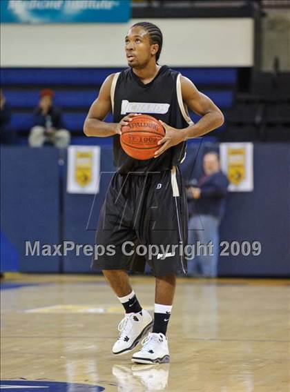 Thumbnail 3 in Hamilton vs. Richards (Converse Eastbay Classic)  photogallery.