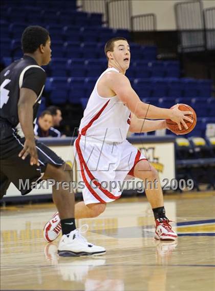 Thumbnail 3 in Hamilton vs. Richards (Converse Eastbay Classic)  photogallery.