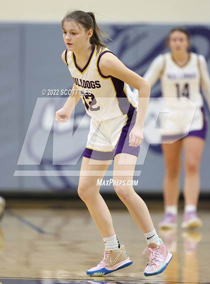 Thumbnail 2 in Beechcroft vs Bloom-Carroll (OHSAA D2 Sectional Final) photogallery.