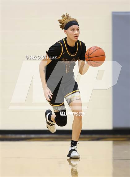 Thumbnail 1 in Beechcroft vs Bloom-Carroll (OHSAA D2 Sectional Final) photogallery.