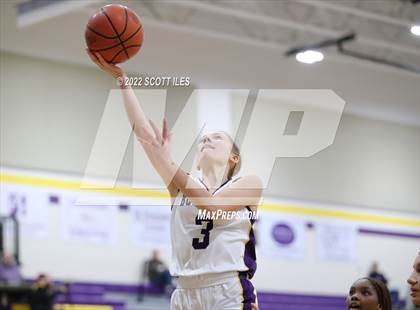 Thumbnail 2 in Beechcroft vs Bloom-Carroll (OHSAA D2 Sectional Final) photogallery.