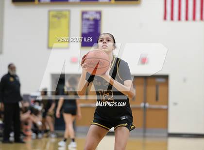 Thumbnail 1 in Beechcroft vs Bloom-Carroll (OHSAA D2 Sectional Final) photogallery.