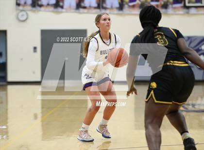 Thumbnail 2 in Beechcroft vs Bloom-Carroll (OHSAA D2 Sectional Final) photogallery.