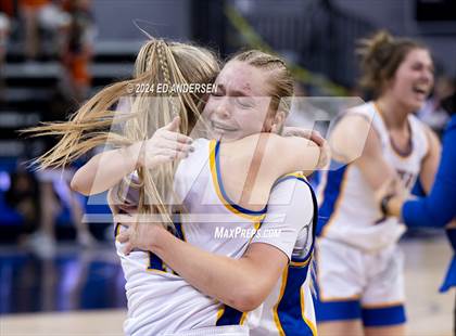 Thumbnail 3 in Fernley vs. Lowry (NIAA 3A State Championship) photogallery.