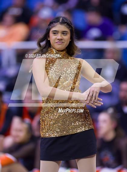 Thumbnail 2 in Fernley vs. Lowry (NIAA 3A State Championship) photogallery.