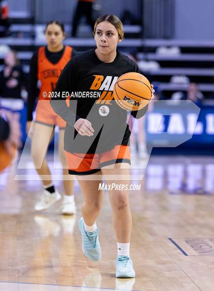 Thumbnail 2 in Fernley vs. Lowry (NIAA 3A State Championship) photogallery.