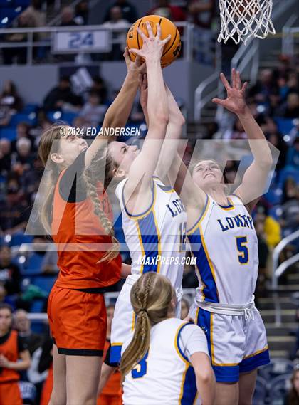 Thumbnail 2 in Fernley vs. Lowry (NIAA 3A State Championship) photogallery.