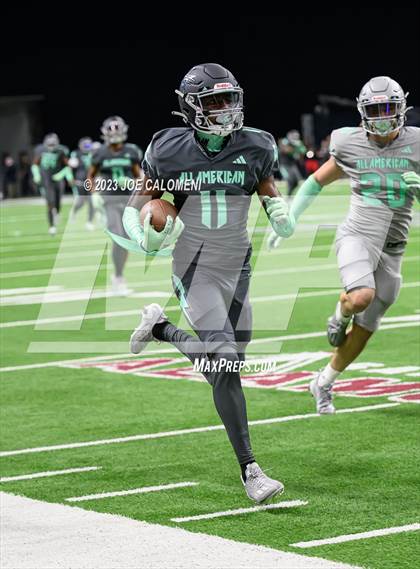 Thumbnail 1 in 2023 All American Bowl photogallery.