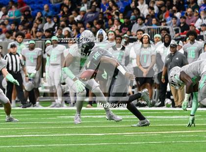 Thumbnail 1 in 2023 All American Bowl photogallery.