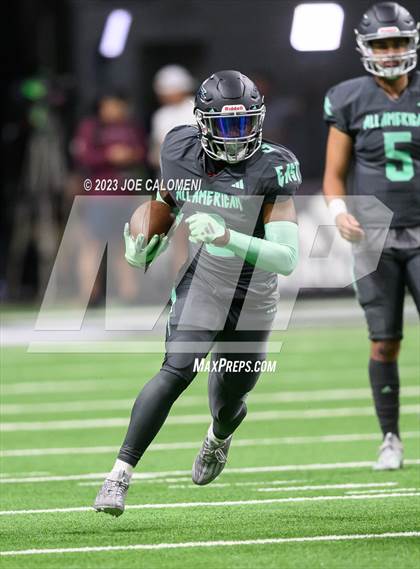 Thumbnail 1 in 2023 All American Bowl photogallery.