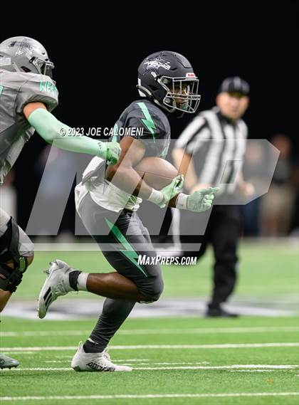 Thumbnail 3 in 2023 All American Bowl photogallery.