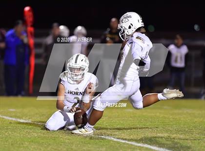 Thumbnail 3 in Iona @ Checotah (OSSAA 3A Round 1 Playoff)  photogallery.