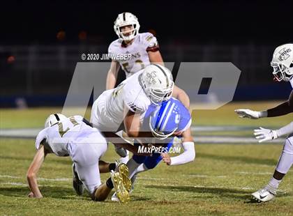 Thumbnail 3 in Iona @ Checotah (OSSAA 3A Round 1 Playoff)  photogallery.